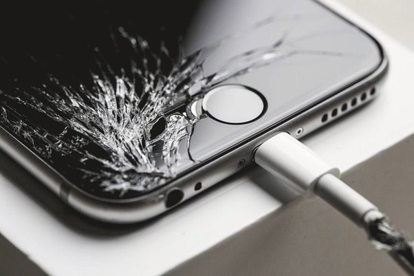 Read more about the article How Much Does It Cost to Fix a Phone Screen